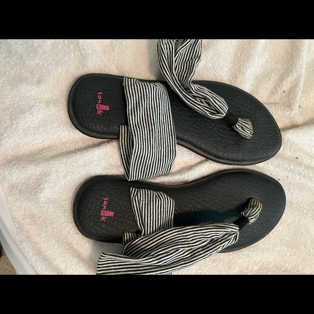 Comfortable cloths Sandals